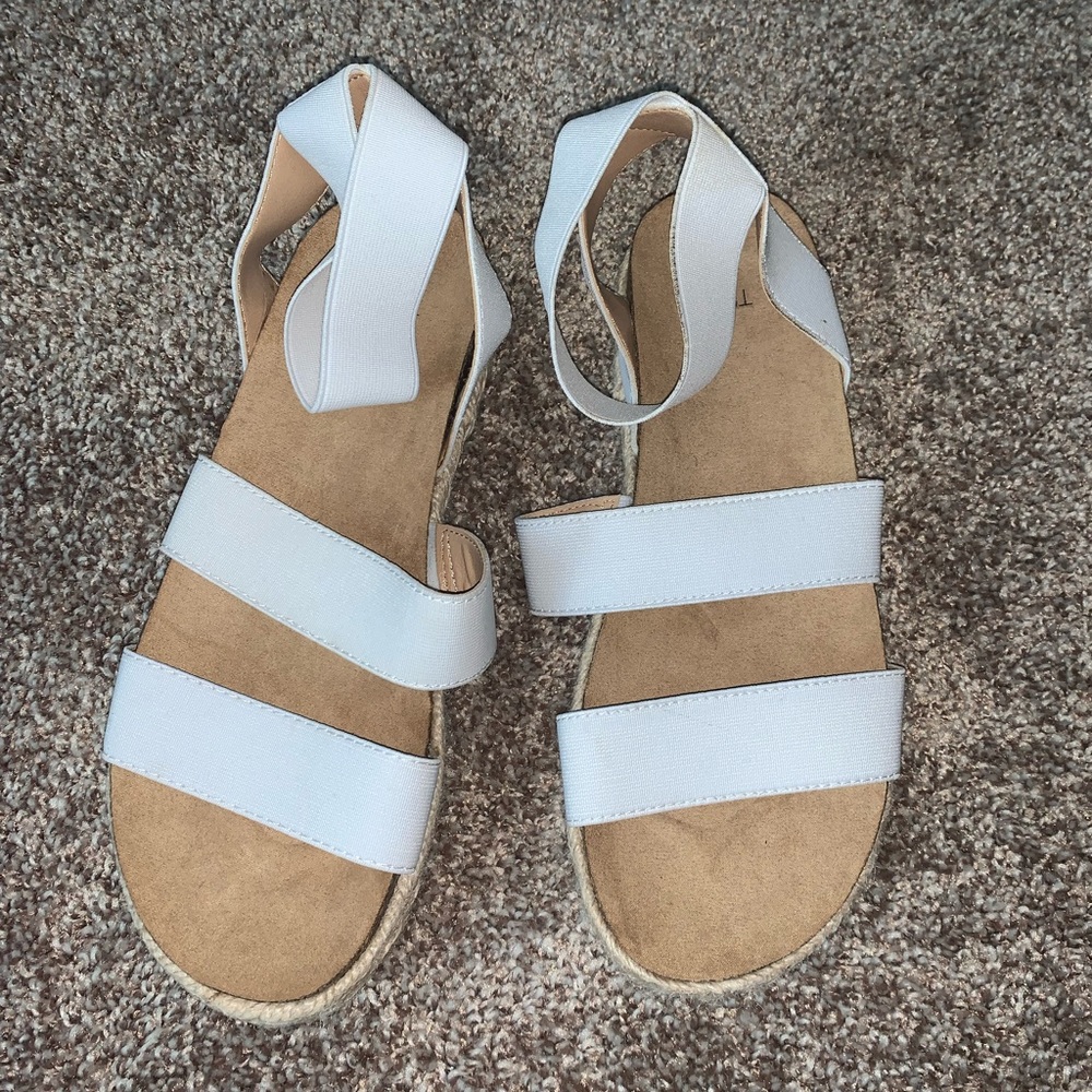Sandals size 8